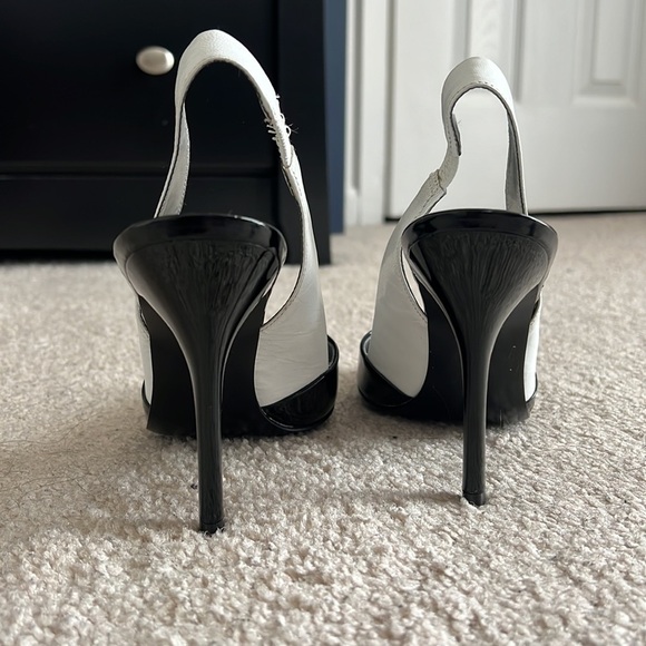 🆕Guess Open Toe Stilettos, Size 7M - Picture 4 of 8